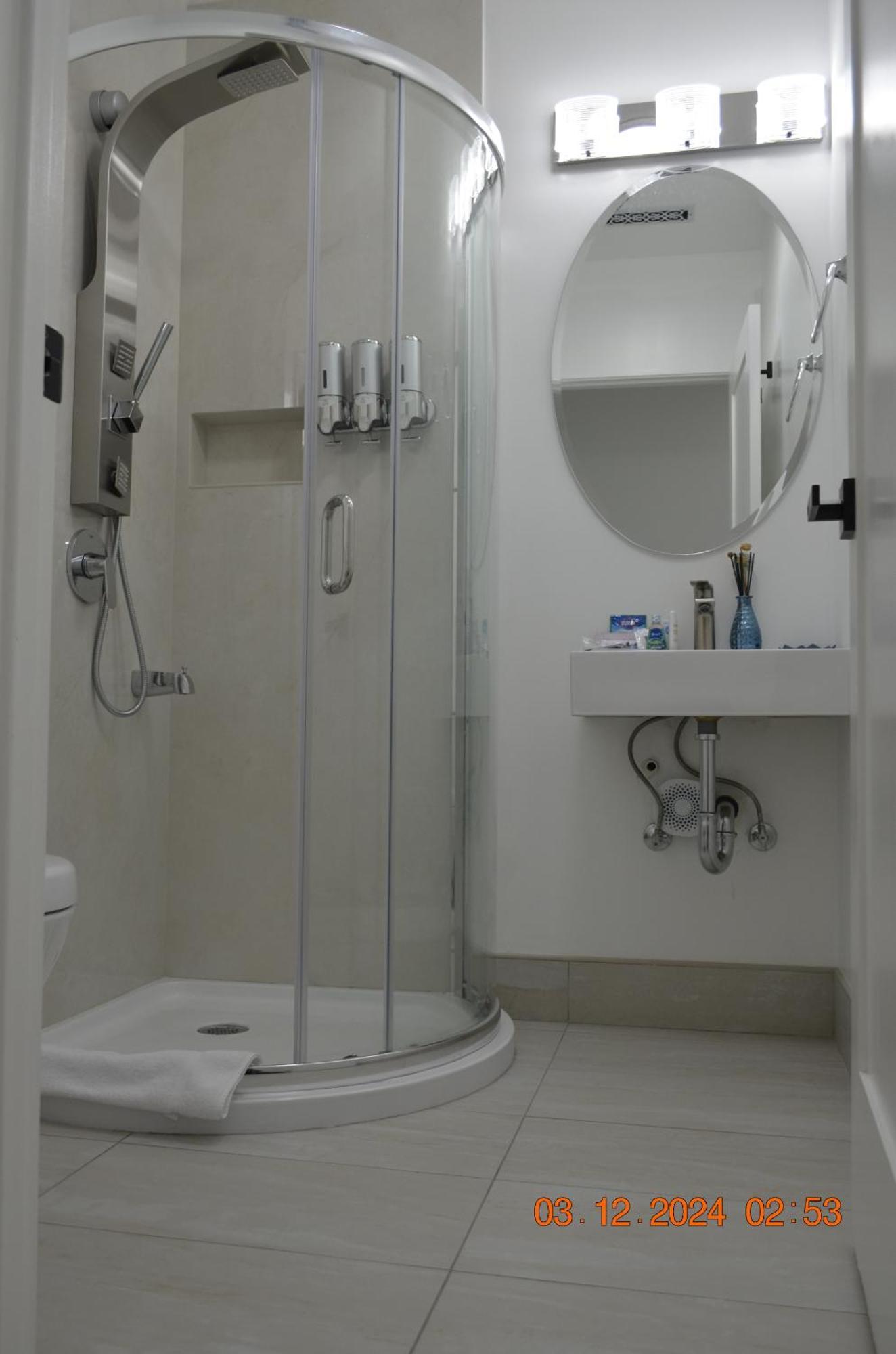 Dimond Abode Vacation Home #1 Oakland Dimond District 客房 照片